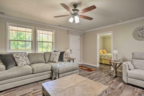 Rock Spring Hideaway With Large Yard And Grill!