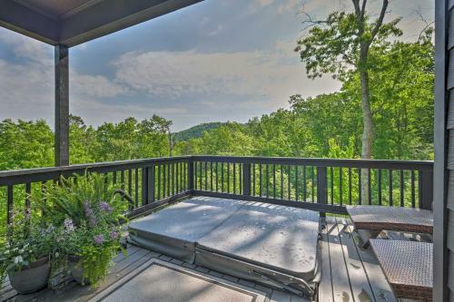 Luxe Ranger Escape With Private Hot Tub And Grill
