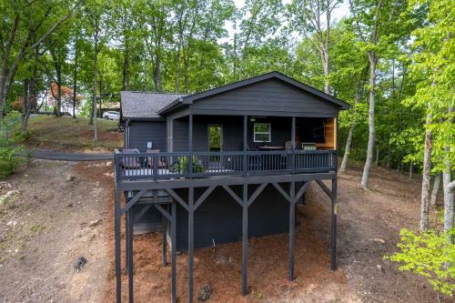 Luxe Ranger Escape With Private Hot Tub And Grill