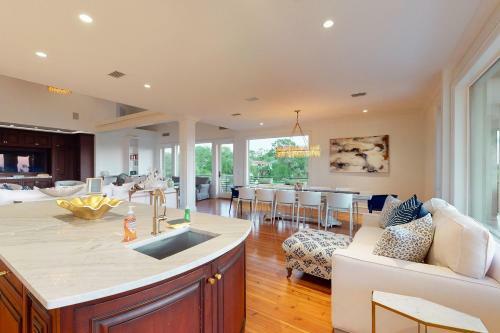The Retreat At Ocean Road