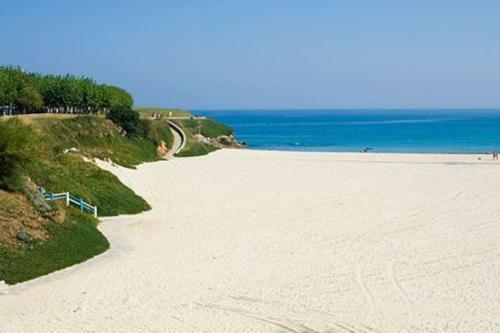 Apartamento Vistas Al Mar Con Piscina Y Terraza