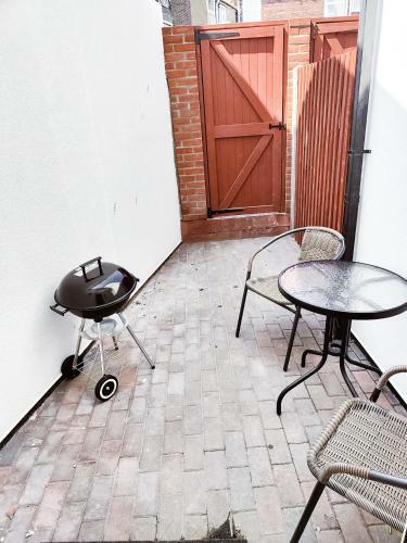 Gorgeous 2 Bedroom Town House