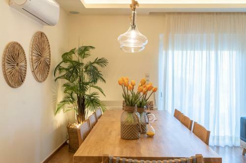 Green Acre Villa