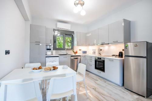 New Asteria. Luxury Maizonette With Sea View