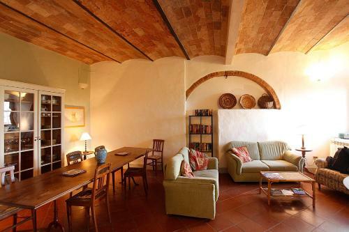 Agroturismo Corzano E Paterno