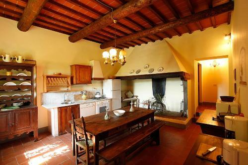 Agroturismo Corzano E Paterno