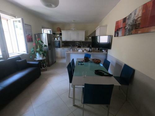 Immaculate 4-bed Villa In Giuliano Teatino