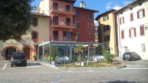 Hostal Nuovo Bar Centrale