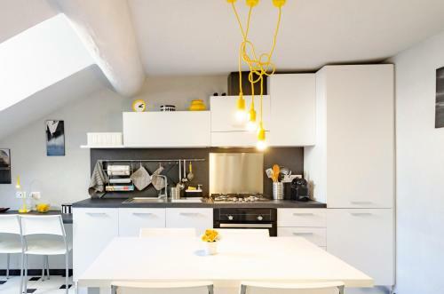 Apartamento Altido Treetop Attic In The Old Genova