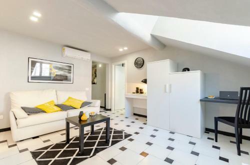 Apartamento Altido Treetop Attic In The Old Genova