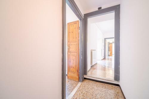 Genova Orto Botanico Roomy Apartment