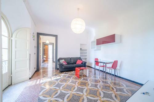 Genova Orto Botanico Roomy Apartment