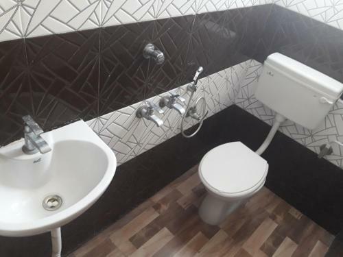 Hotel Kvs Residency