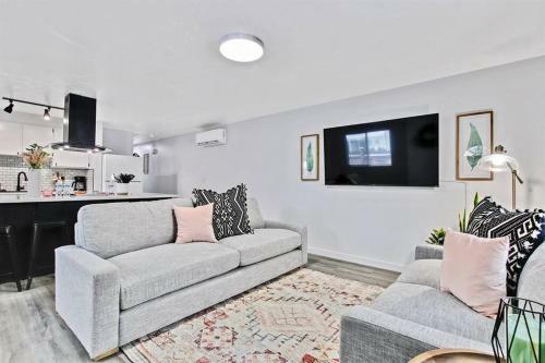 Newly Remodeled Cottage Near Downtown Boise