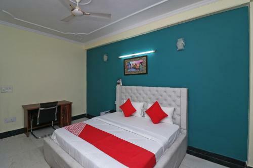 Pop 89577 Hotel The Rock Residency