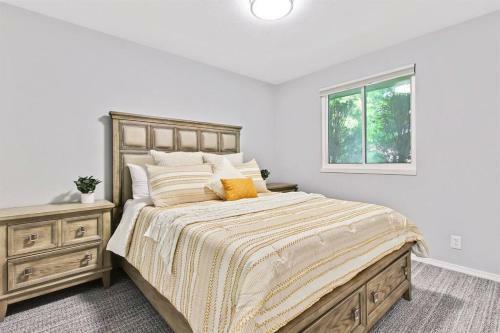 A La Mode Homestyle 3 Bedroom Centered In Meridian, Id