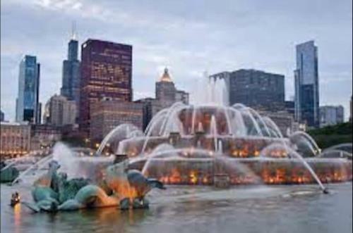 A Hidden Gem, Only 10 Mins To Downtown Chicago!