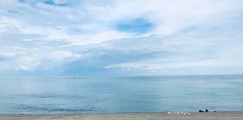 Apartamento Beachfront Couples Retreat With A Tranquil Sea View