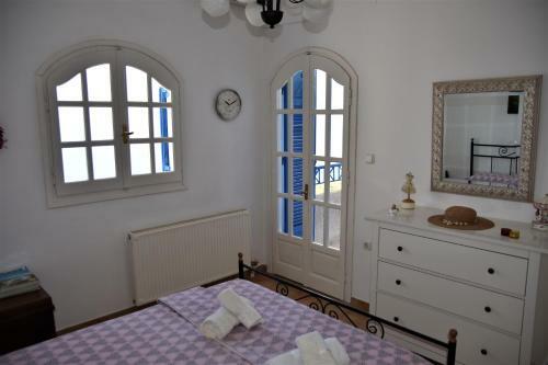 Villa Iokasti (sea View)