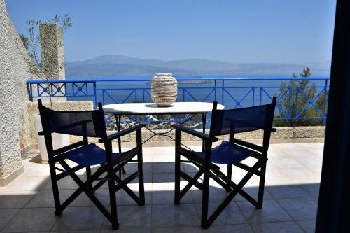 Villa Iokasti (sea View)
