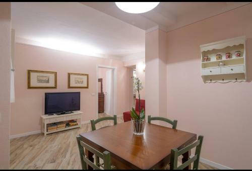 Residenza Dei Piaceri Perduti-rosa