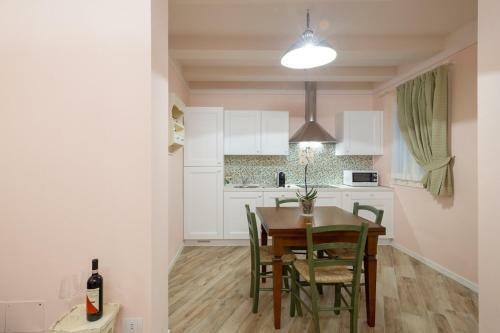 Residenza Dei Piaceri Perduti-rosa