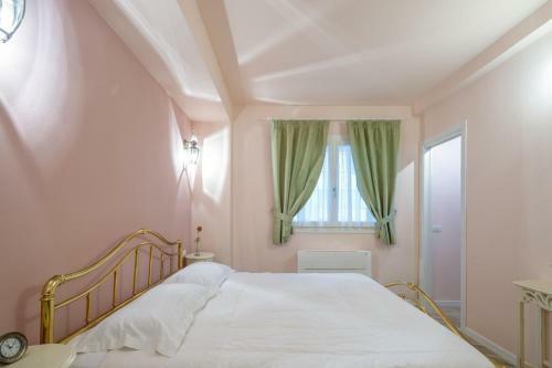 Residenza Dei Piaceri Perduti-rosa