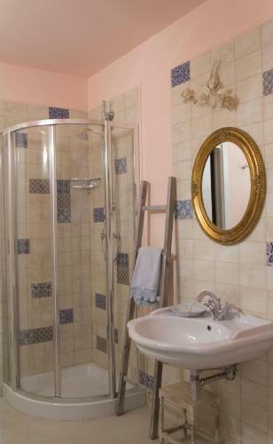 Residenza Dei Piaceri Perduti-rosa