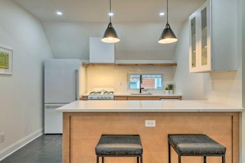 Charming Oak Park Home With Private Fire Pit!
