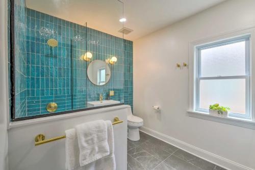 Charming Oak Park Home With Private Fire Pit!