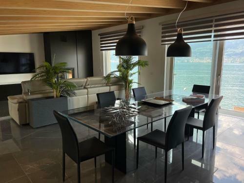 Apartamento Luxury Lakefront Penthouse
