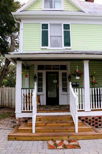 The Londoner Bed & Breakfast