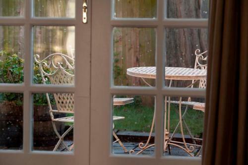Dbs Serviced Apartments
