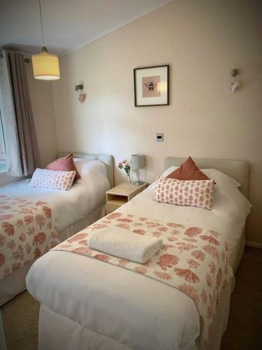 Relaxing 2-bedroom Holiday Lodge In Cornwall