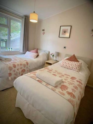 Relaxing 2-bedroom Holiday Lodge In Cornwall