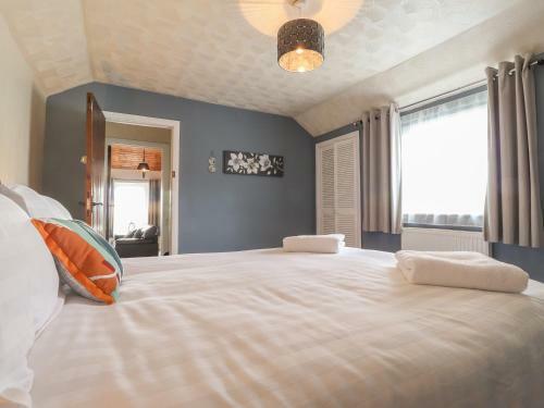 Sea View Apartment At The Colliers Arms, Pwll