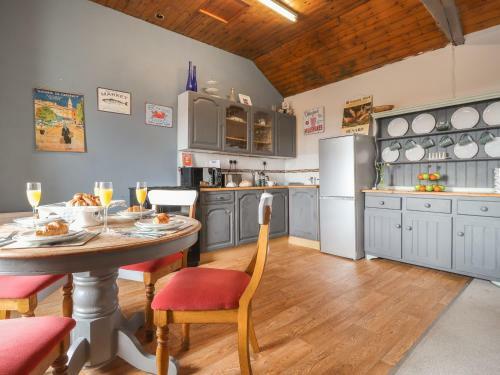 Sea View Apartment At The Colliers Arms, Pwll