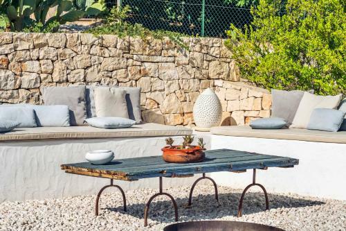 Villa Unique & Tranquil Trullo W Pool, Bbq, Views + More