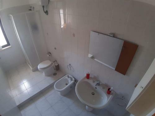 Apartamento Spazioso Appartamento, Luminoso E Accogliente