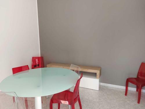Appartamento Con Veranda Vista Mare
