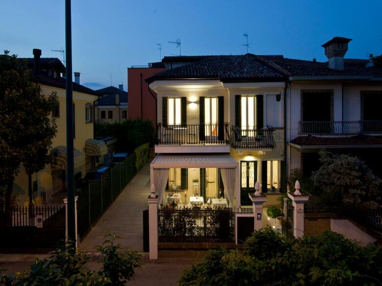 Hostal Chiara - Lodge