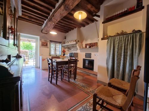 Holiday Home In Orbicciano-camaiore-lu With Private Pool