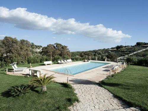 Majestic Holiday Home In Modica With Shared Pool
