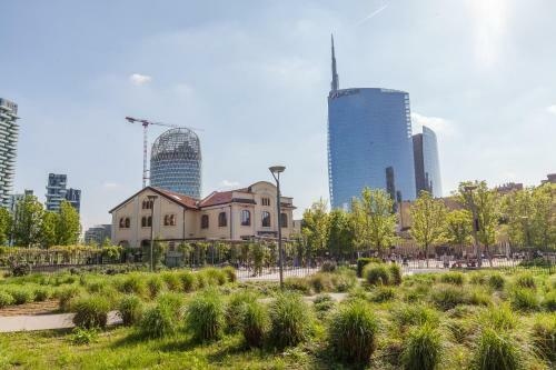Isola Porta Nuova District Apartment