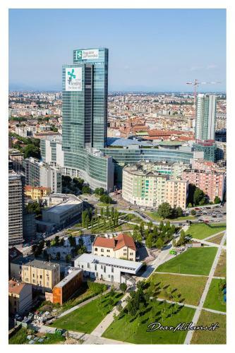Isola Porta Nuova District Apartment