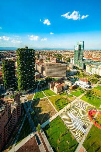 Isola Porta Nuova District Apartment