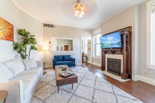 Apartamento Sleep 16 5br 4ba 9bed The Swepson Bungalow