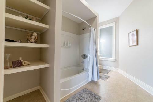 Apartamento Sleep 16 5br 4ba 9bed The Swepson Bungalow