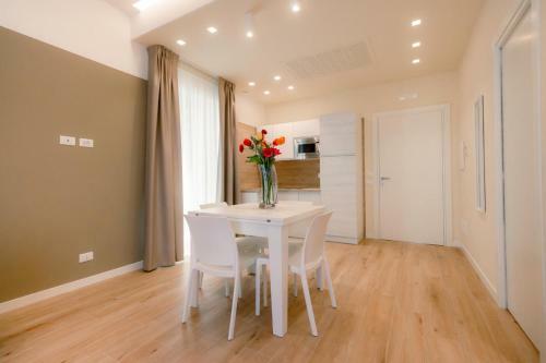 Domina Apartment's