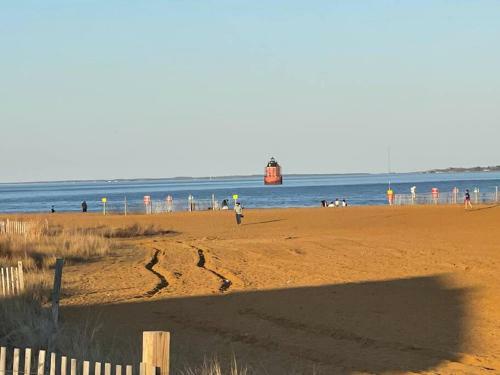 Villa Annapolis Charm Waterfront Amazing Views Chesapeake Bay Getaway - Private Pier!